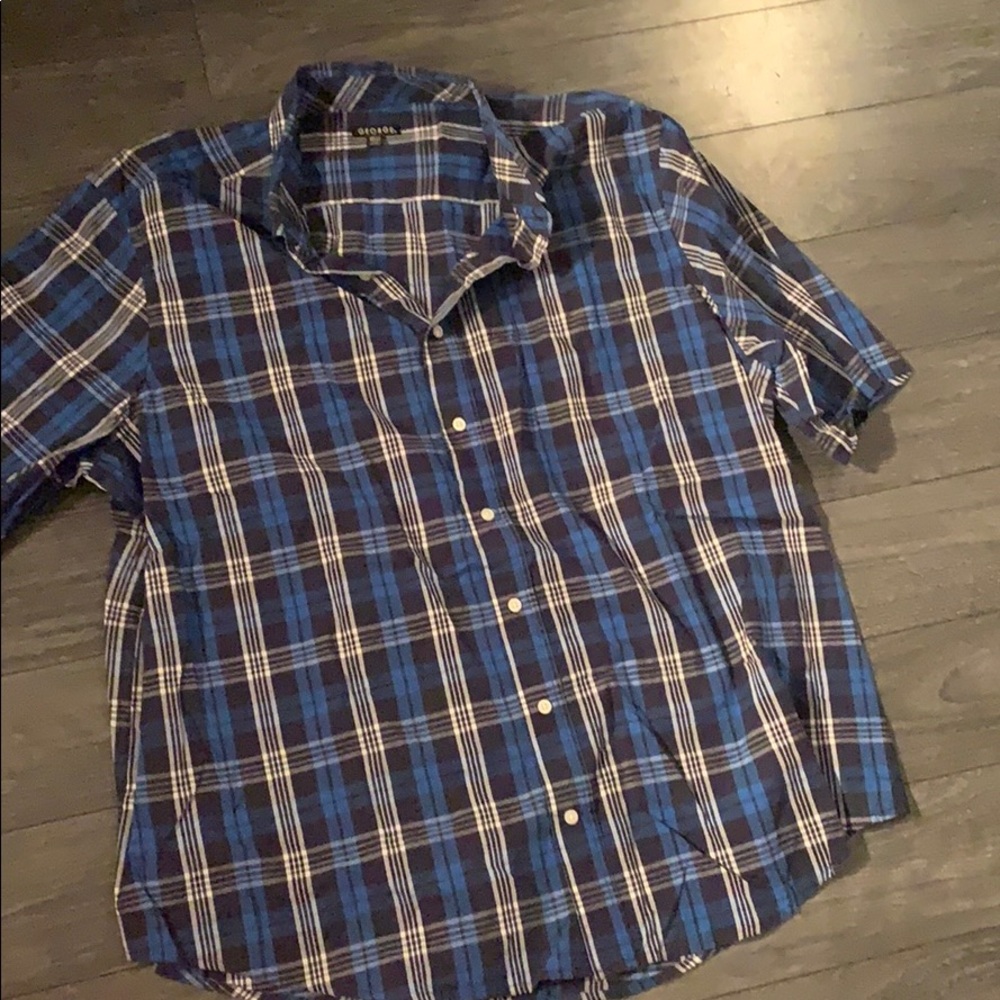 Men’s dressy shirt